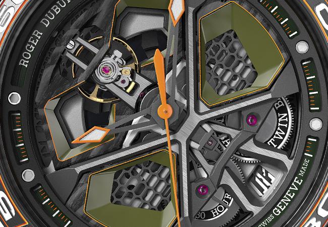 羅杰杜彼ROGER DUBUIS,Excalibur Spider Huracán Monobalancier片狀模塑碳纖維自動上鍊腕錶