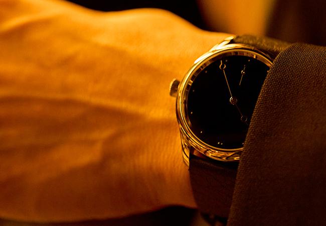亨利慕時H. Moser & Cie.勇創者小秒針Total Eclipse腕錶 