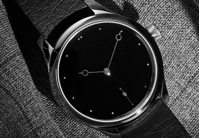 亨利慕時H. Moser & Cie.勇創者小秒針Total Eclipse腕錶 