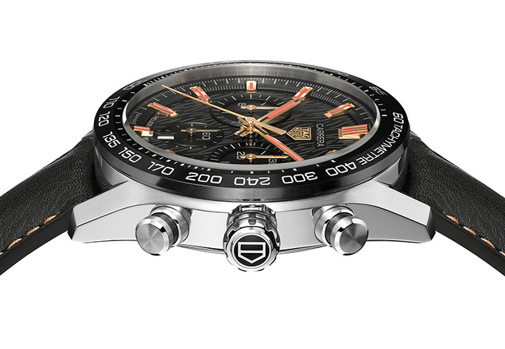 TAG Heuer Carrera兔年限量計時腕錶