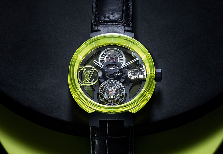 路易威登LOUIS VUITTON Tambour Moon藍寶石水晶鏤空陀飛輪