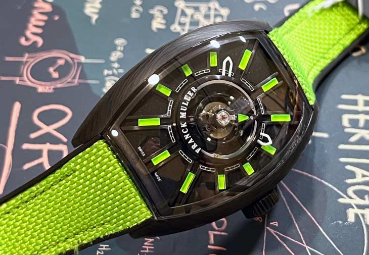 亮眼的FRANCK MULLER Grand Central Tourbillon Flash CX 36中置陀飛輪。