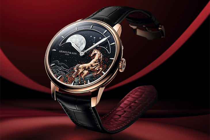 熾烈奔騰駿馬之境／ARNOLD & SON Perpetual Moon 41.5 Red Gold 馬年限量腕錶