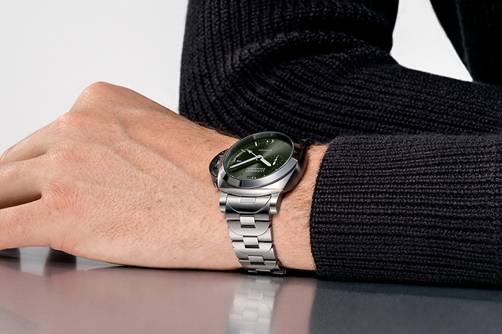 PANERAI沛納海Luminor Quaranta BiTempo Metal Bracelet