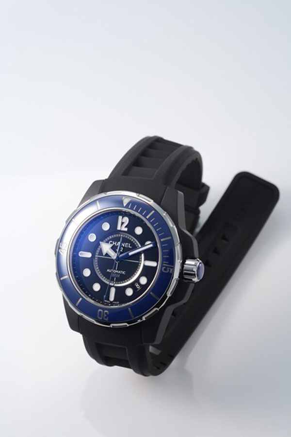 CHANEL J12 Marine 海洋潛水錶