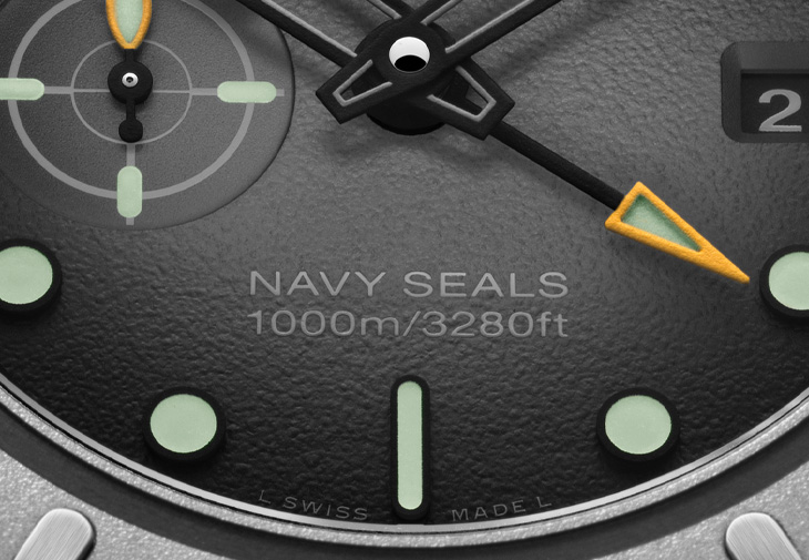 PANERAI沛納海 Submersible Navy SEALs Afniotech™ 鉿金屬體驗版腕錶 PAM01089