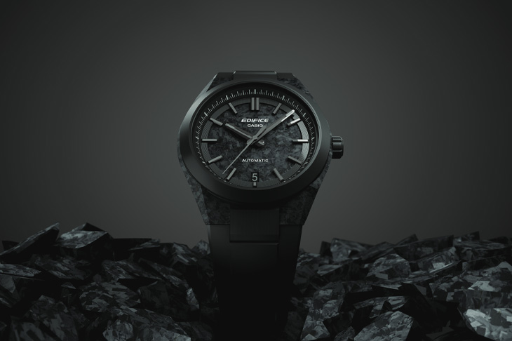 CASIO跨足機械錶啦！Edifice EFK-100打造高質感「鍛造碳」入門首選