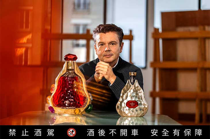 軒尼詩X.O 攜手法國當代藝術大師尚．米歇爾．歐托尼耶　推出軒尼詩X.O二款非凡珍品　「大師傑作限量款」及「聯名限量款」珍稀上市