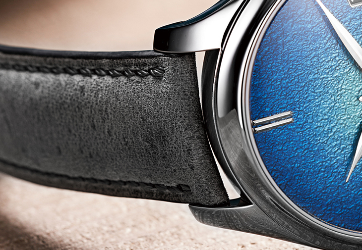 H.MOSER & CIE.亨利慕時勇創者萬年曆鉭金屬藍色琺瑯腕錶