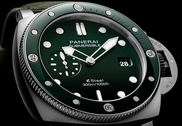 沛納海Submersible  QuarantaQuattro eSteel Verde Smeraldo專業潛水腕錶PAM01287