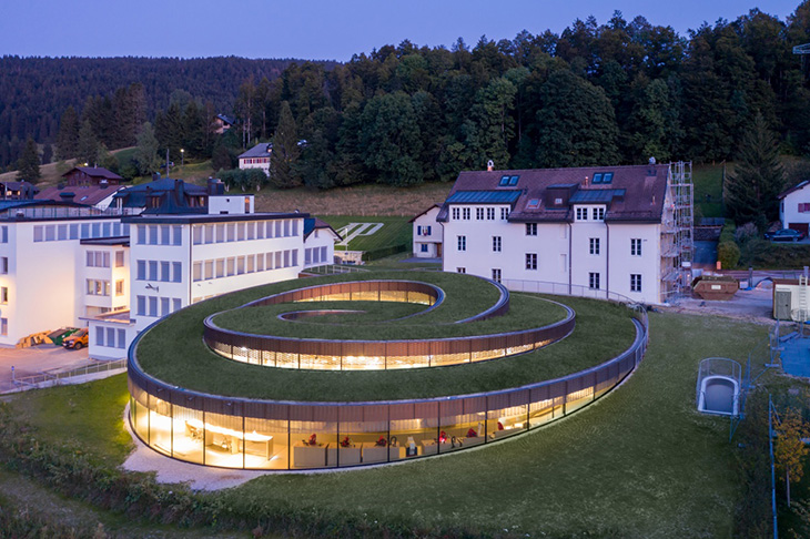 最具互動性的博物館 愛彼博物館-工作坊Musée Atelier