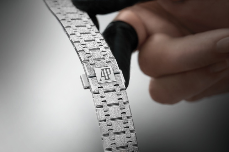 愛彼 AUDEMARS PIGUET 皇家橡樹 霜金