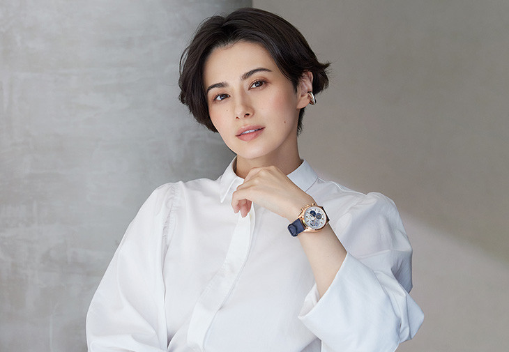 日本新聞節目主播賀蘭千秋（CHIAKI HORAN）