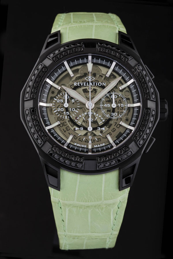 R03 Chronograph